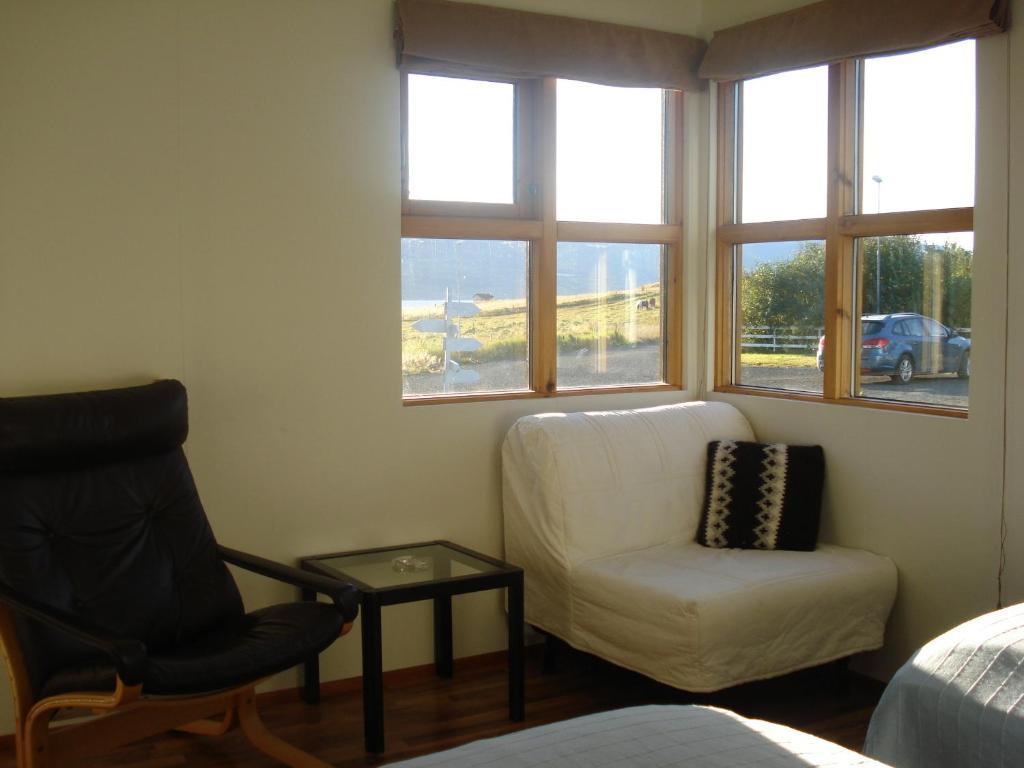 Guesthouse Petursborg Akureyri Quarto foto